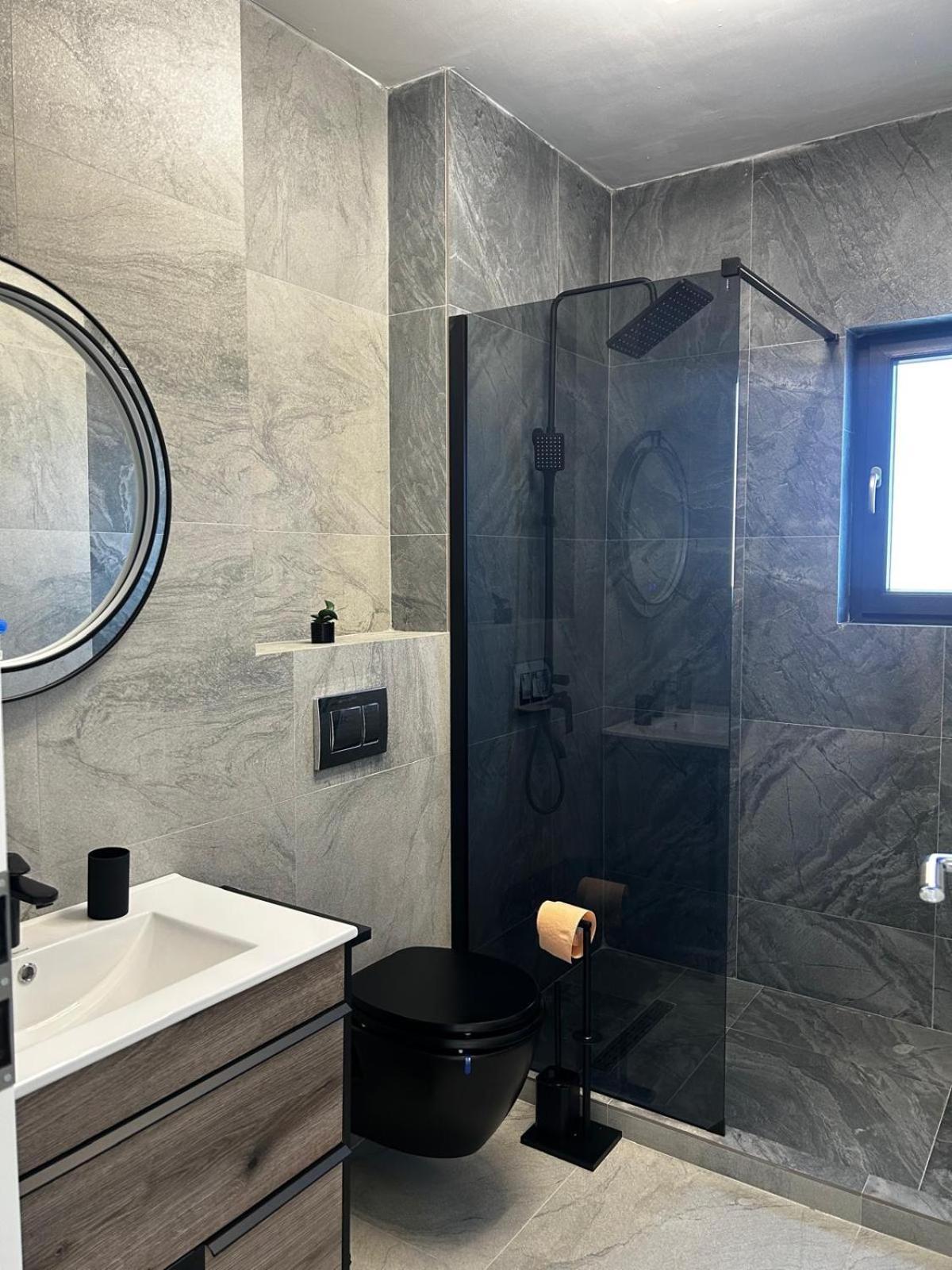 K&K Apartements Craiova Luaran gambar